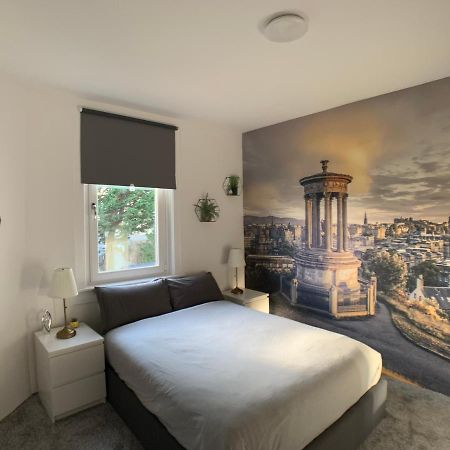 Maria- Bright And Modern City Center Apartment . 에든버러 외부 사진