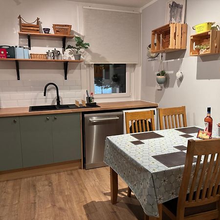 Maria- Bright And Modern City Center Apartment . 에든버러 외부 사진